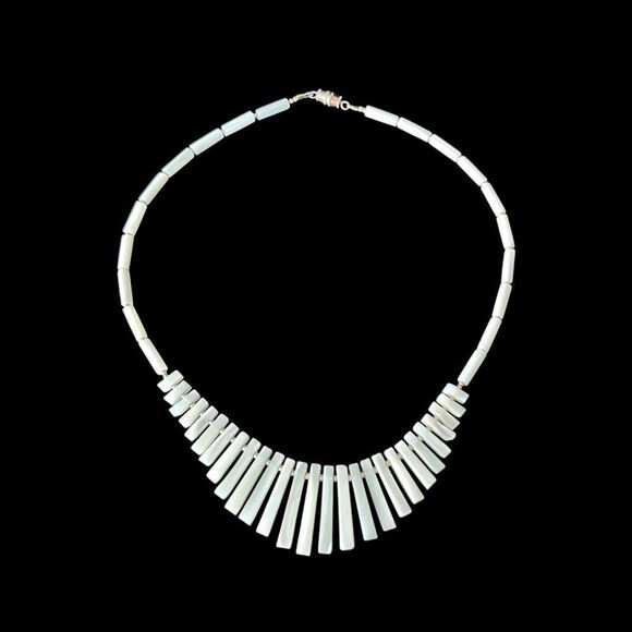 Vintage Mother of Pearl Shell Bead Fringe Necklace - Picture 1 of 4